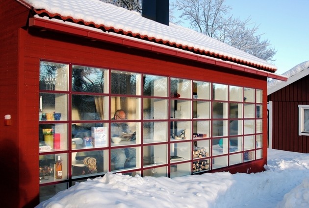 Hylla-vägg-fönster-remodeling-house-sverige