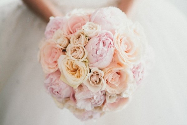 23-blommor-buketter-vinter-bröllop-rosa