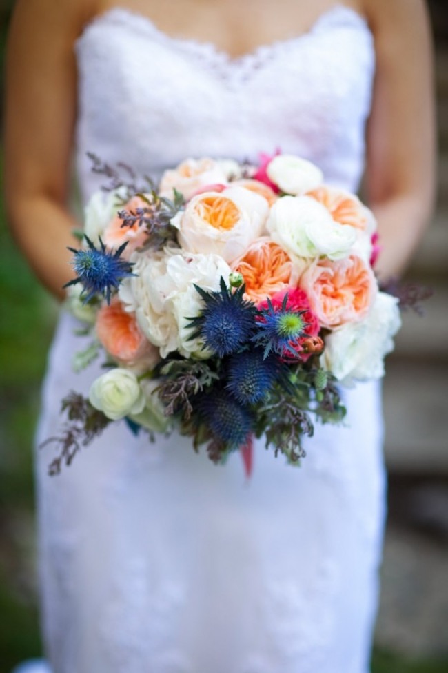 mångfärgade-buketter-idéer-elegant-bröllop-blomster-trender