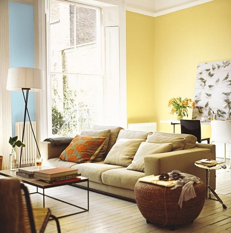 idéer-vardagsrum-målning-gul-pastell-blå