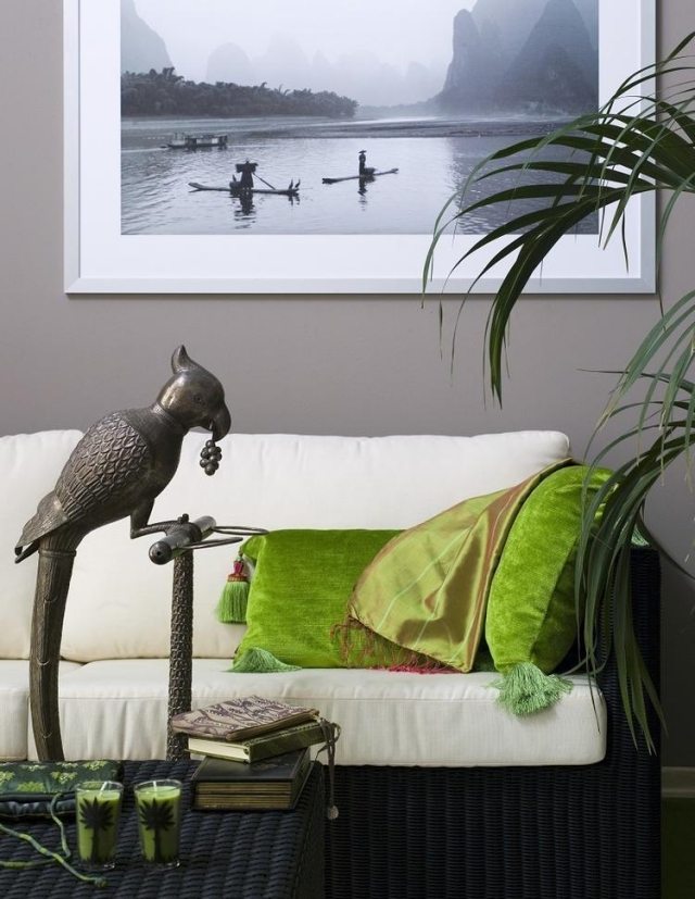 idéer-vardagsrum-målning-grå-vägg-färg-exotisk-atmosfär