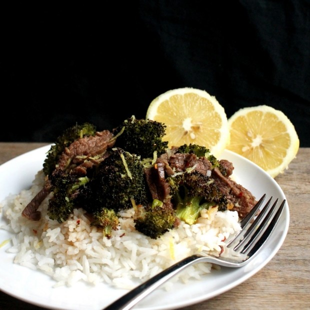 Asiatisk maträtt-utan-kolhydrater-nöt-med-broccoli-stekt