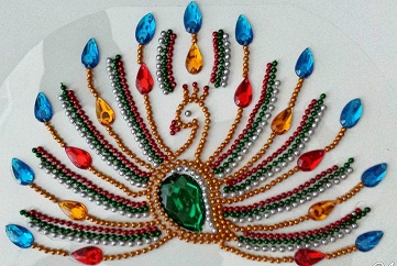 Kundan Motif Peacock Rangoli