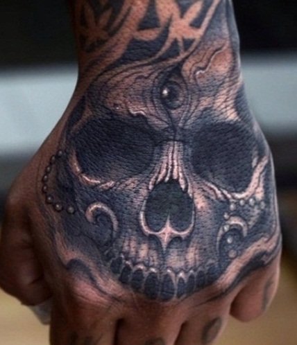 Σχέδιο τατουάζ χειρός τρόμου
