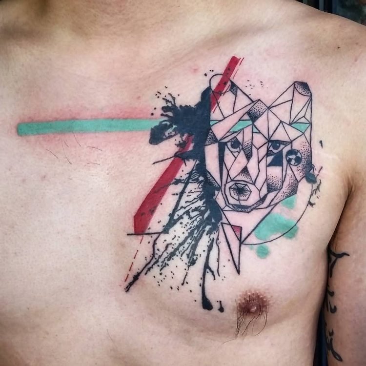 bröst-tatuering-motiv-tatuering-abstrakt-geometrisk-varg