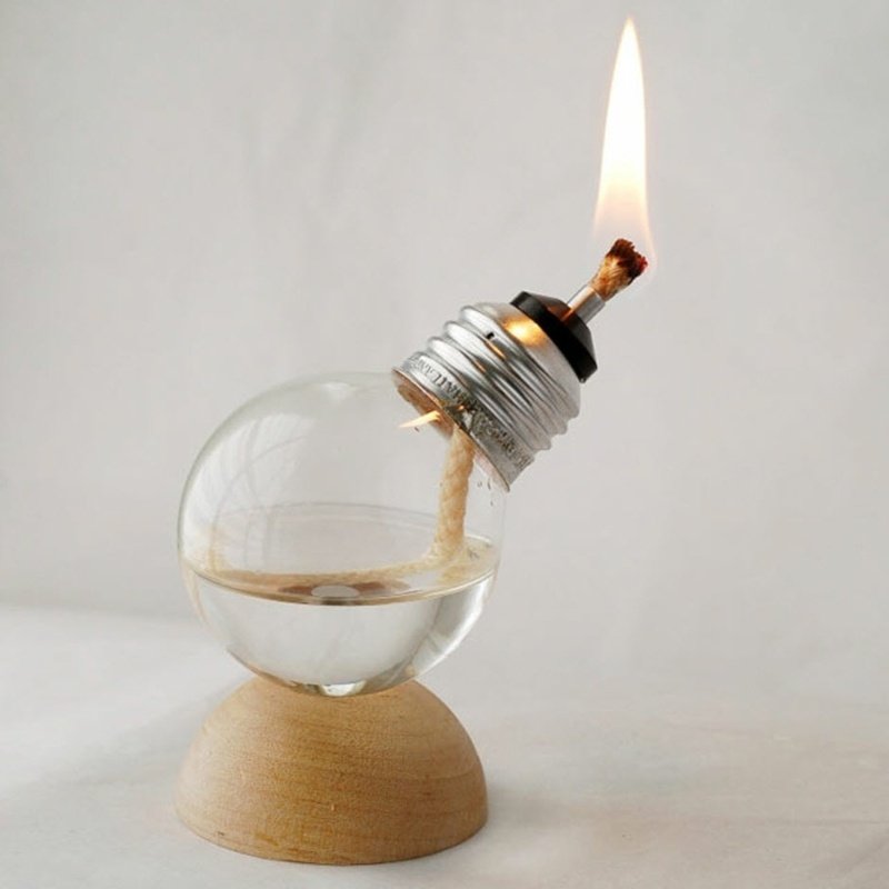 återvinning idéer glödlampa flamma gaslampa idé trä bas