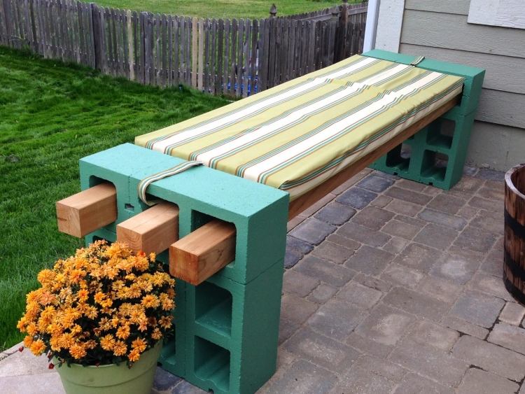 DIY-trädgårdsmöbler-bänk-formning-block-träskivor