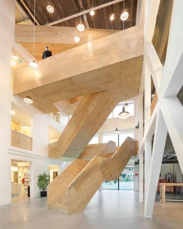 trappa ljus trä design av trappor med räcken