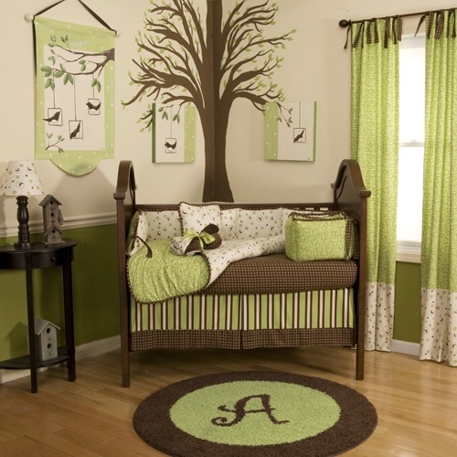 Brun limegrön barnrumsmöbler-gardiner trädmålning
