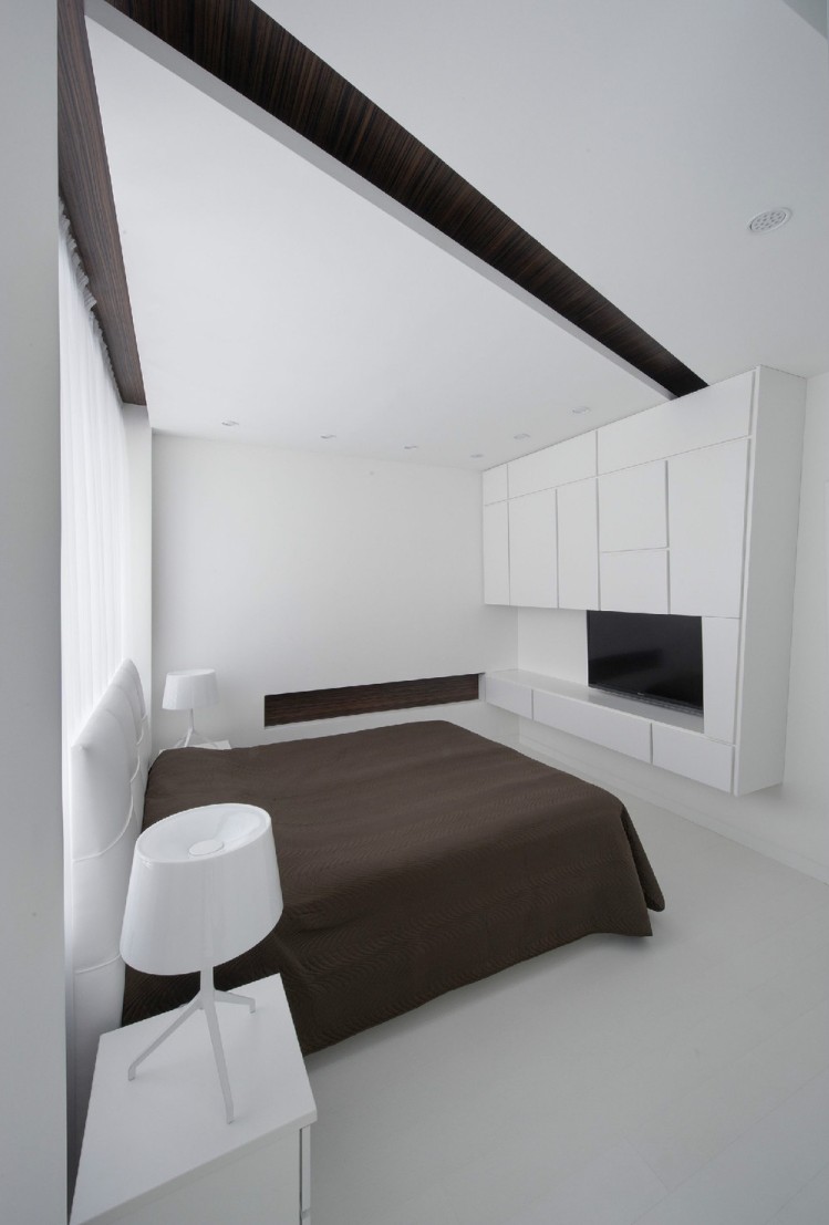 minimalistisk-sovrum-vit-brun-upphängd-tak
