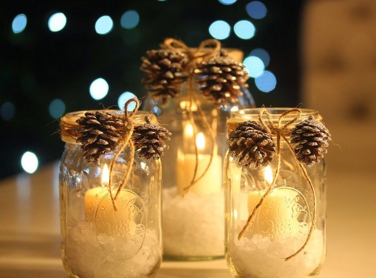 juldekoration-idéer-glas-lyktor-kottar-jute-skandinaviska