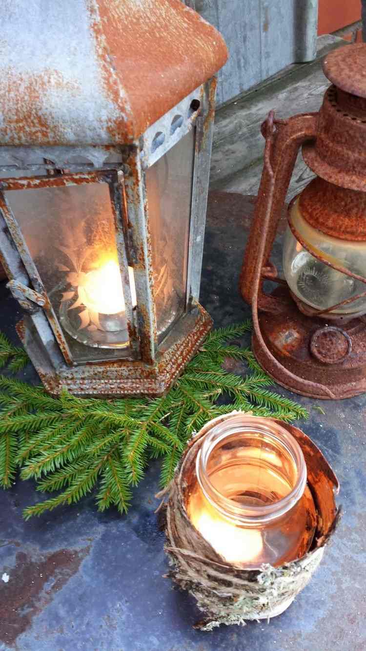 juldekoration-idéer-glas-utsida-rustik-björk-bark
