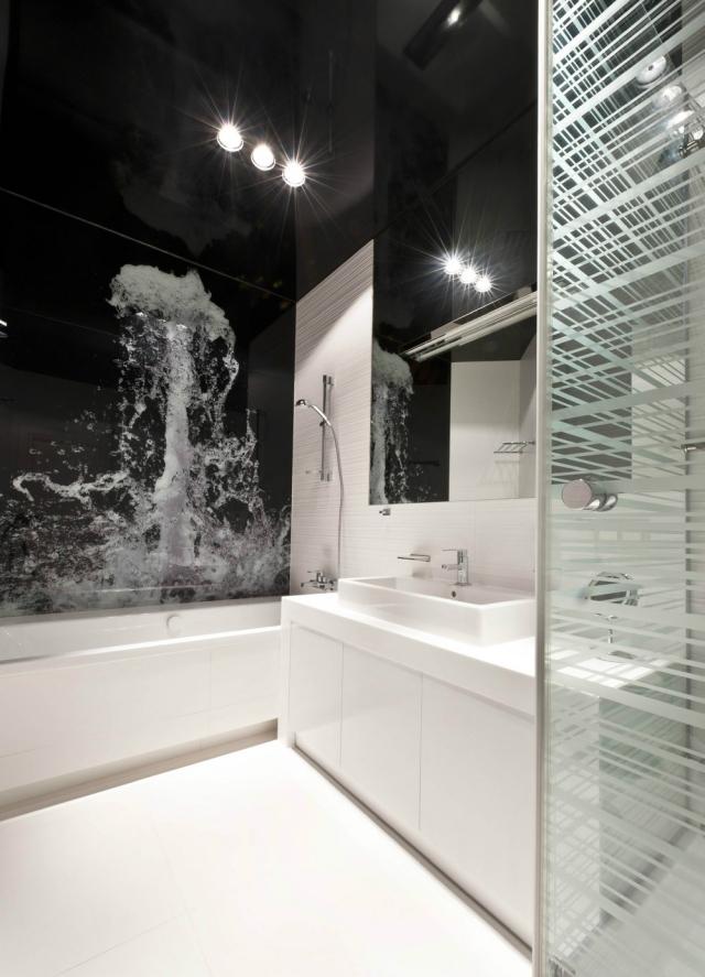 levande idéer för badrum-utan-fönster-svart-vitt-fototapet-vatten-stänk