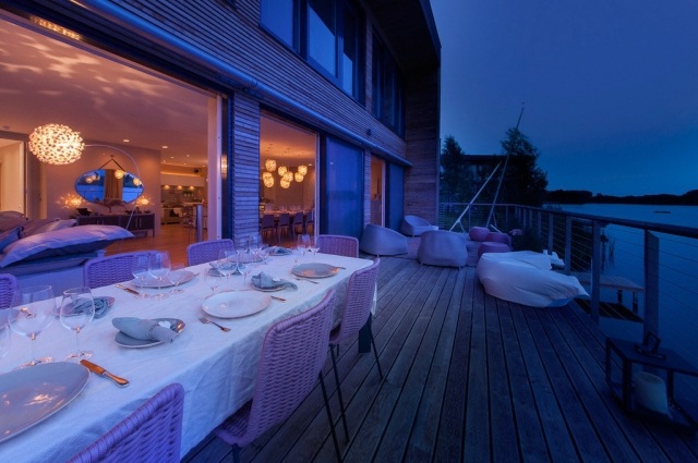 golv-däck-trä-vattentät-terrass-matbord-utomhus