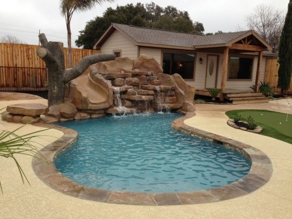 flintstone-pool-house-with-slide