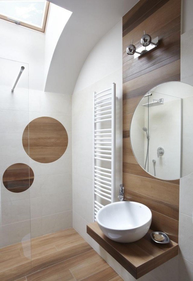 badrumsidéer kakel i trä look-in-dusch-glas-partition-takfönster