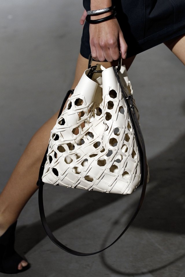 Trendiga-designer-väskor-handtag-Phillip-Lim-klassisk-feminin-casual