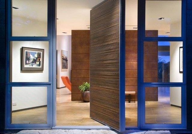 Inredning möbler dörr design trä lateral rotationsaxel aluminiumram blå lack