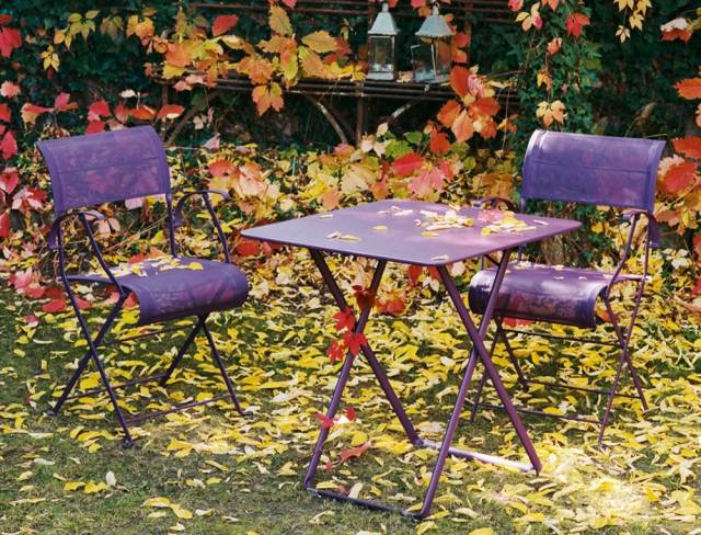 Bord i trädgården i metall färgglada PLEIN AIR-Pascal-Mourgue