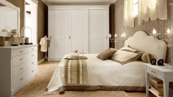 traditionell klassisk beige brun Minacciolo
