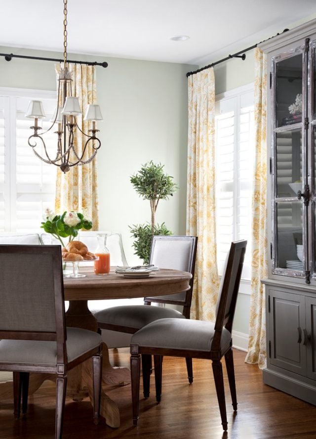 stoppade stolar matsal möbler idéer ljuskronor gardiner