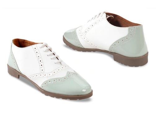 Λευκά επίσημα παπούτσια για γυναίκες
