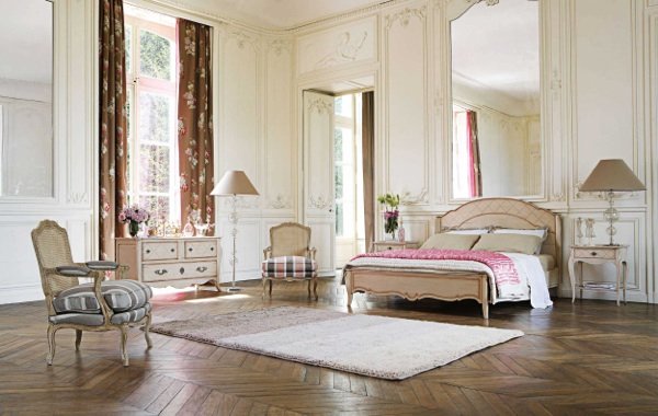 Inredningstips för sovrum i barockstil högt i tak