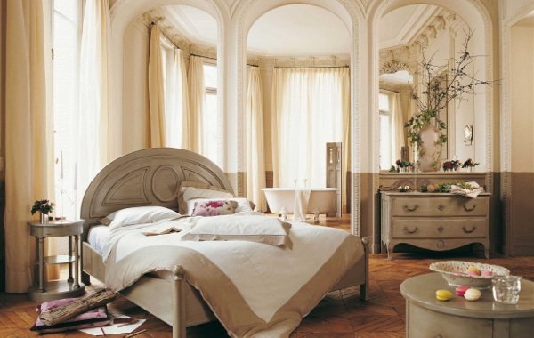 barock säng design rund sänggavel