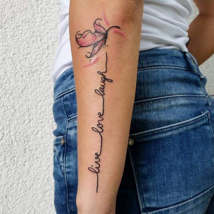tatuering typsnitt hjärtslag design fjäril