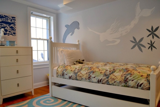 Barnrum-design-färg-stencil-sjöjungfrun-delfin