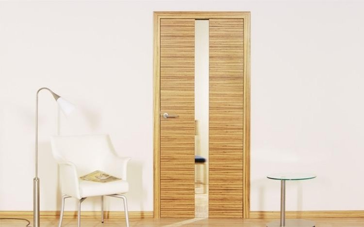 modern-inre-dörrar-comtuer-trä-glas-insats-relief