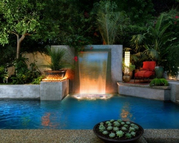 vatten funktioner i trädgården design idéer natt mild belysning