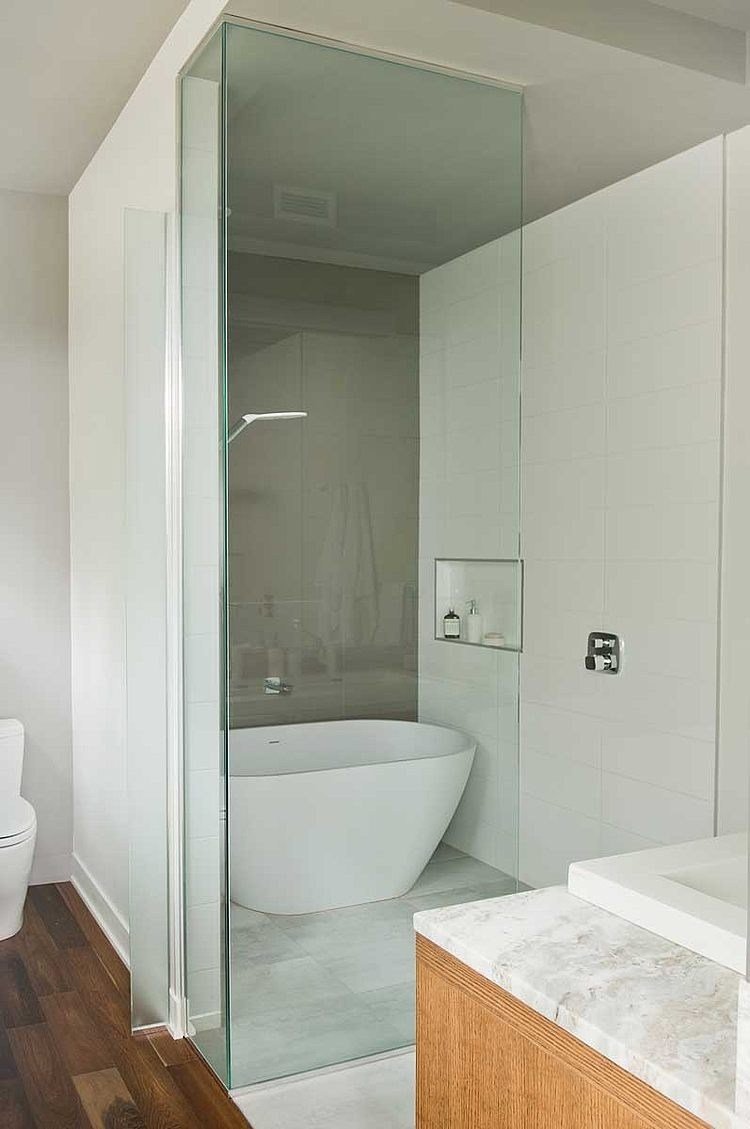 modernt-badrum-bad-dusch-område-glasvägg