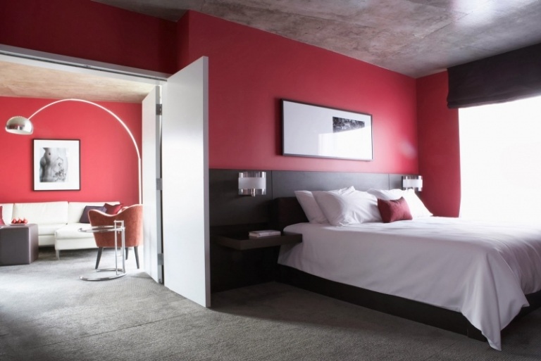 Gör-det-själv-väggidéer -säng-gör-det-själv-röd-grå-elegant-enkel