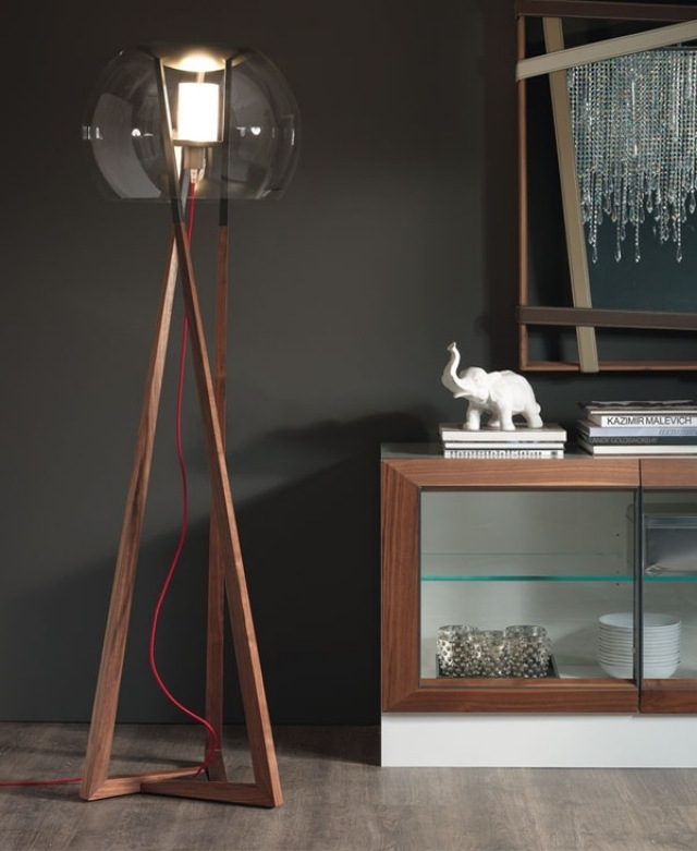 Modern stativ designer lampa träram lampskärm blåst glas indirekt ljus