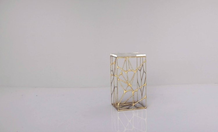 3d-utskrift-möbler-design-sidobord-hög-metallisk-färg