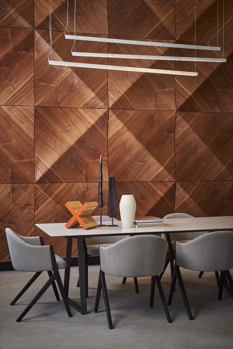 3d väggpaneler beklädnad trä konferensrum konferensbord design
