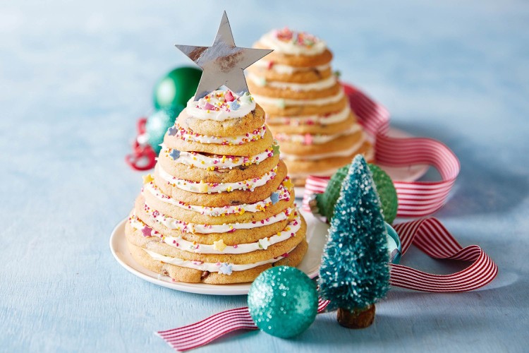 3D julgran av runda sockerpärlor kakor för dekoration