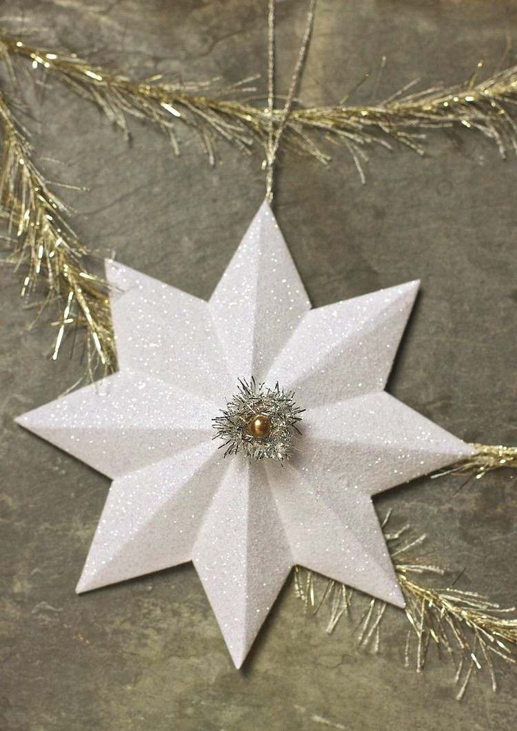 Jul-stjärnor-pyssel-3d-instruktioner-glittrande-dekor-papper