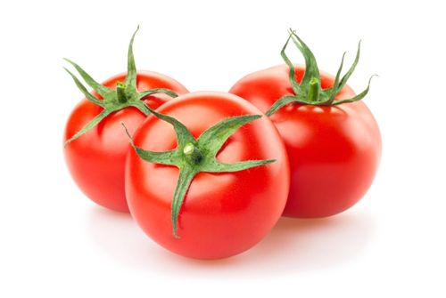 Tomaatti kasvopakkaukset kuivalle iholle