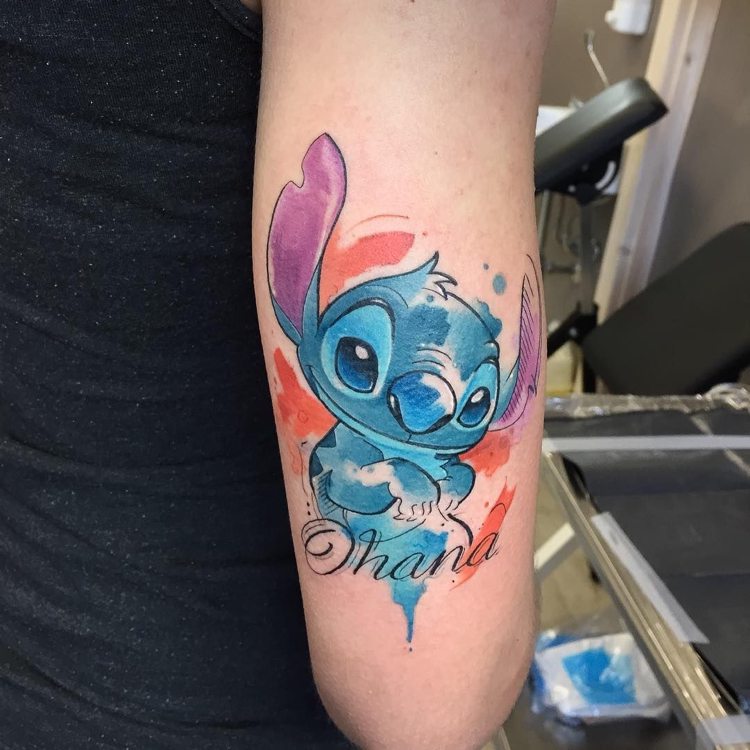 ohana tatuering söm akvarell familj överarm rygg