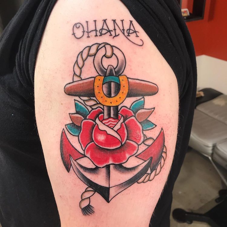 ohana tatueringsankare hibiskusblomma