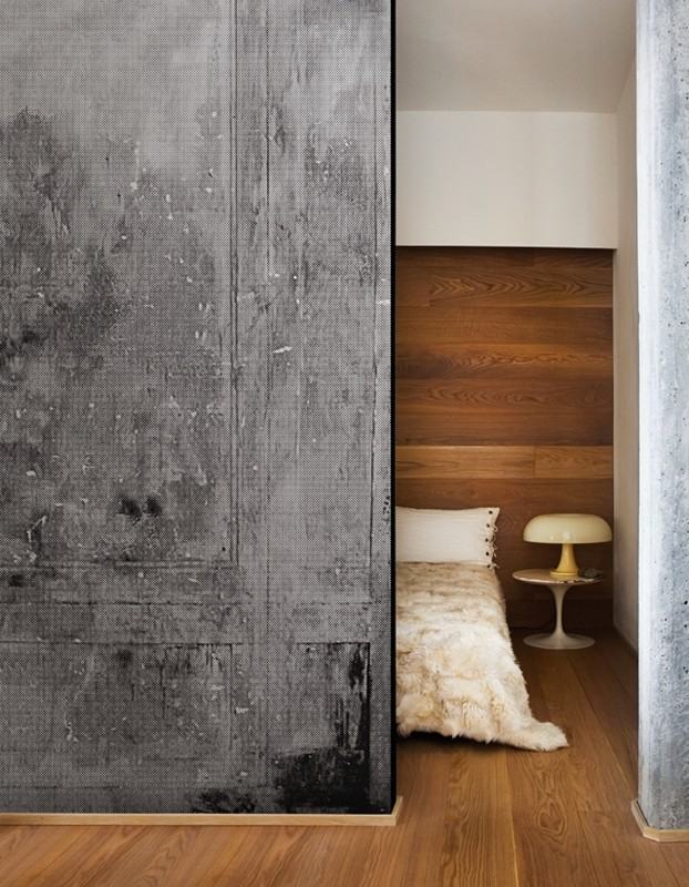 wallanddeco-betong-moire-grå-sovrum-idé