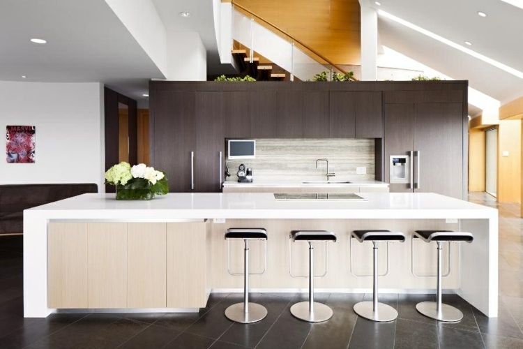 väggpaneler kök sten vit grå marmor moderna möbler öppna