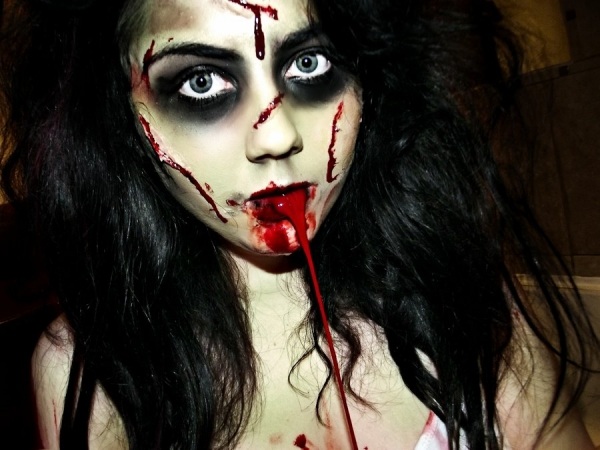 exorcistens halloween-smink-tips och kostymidéer från skräckfilmer
