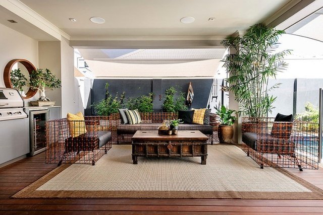 terrass-trä-golv-matta-designer-möbler