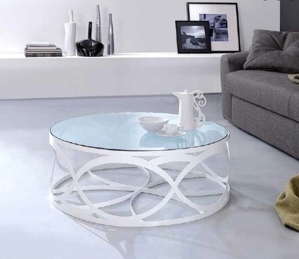 design soffbord runt vitt vardagsrum i vitt metallglas