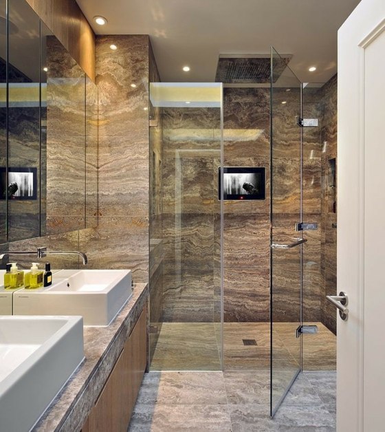 Marmorplattor-i-badrummet-modern-lyxig-design