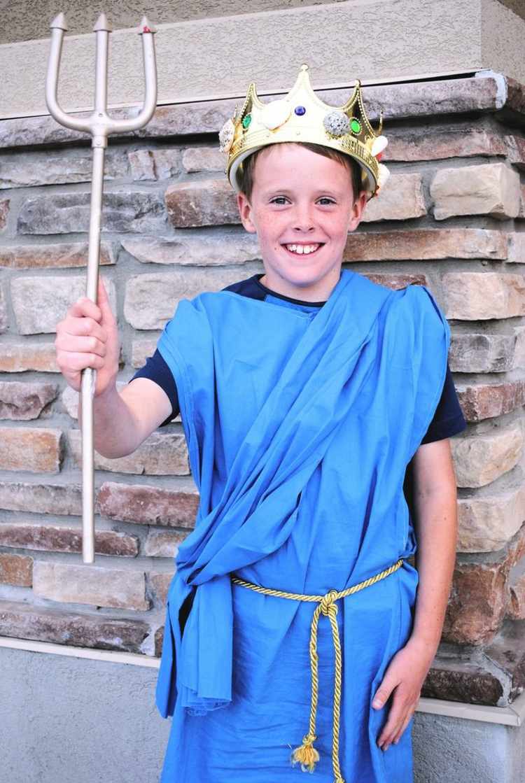 hemgjorda karnevalskostymer poseidon idé krontrident
