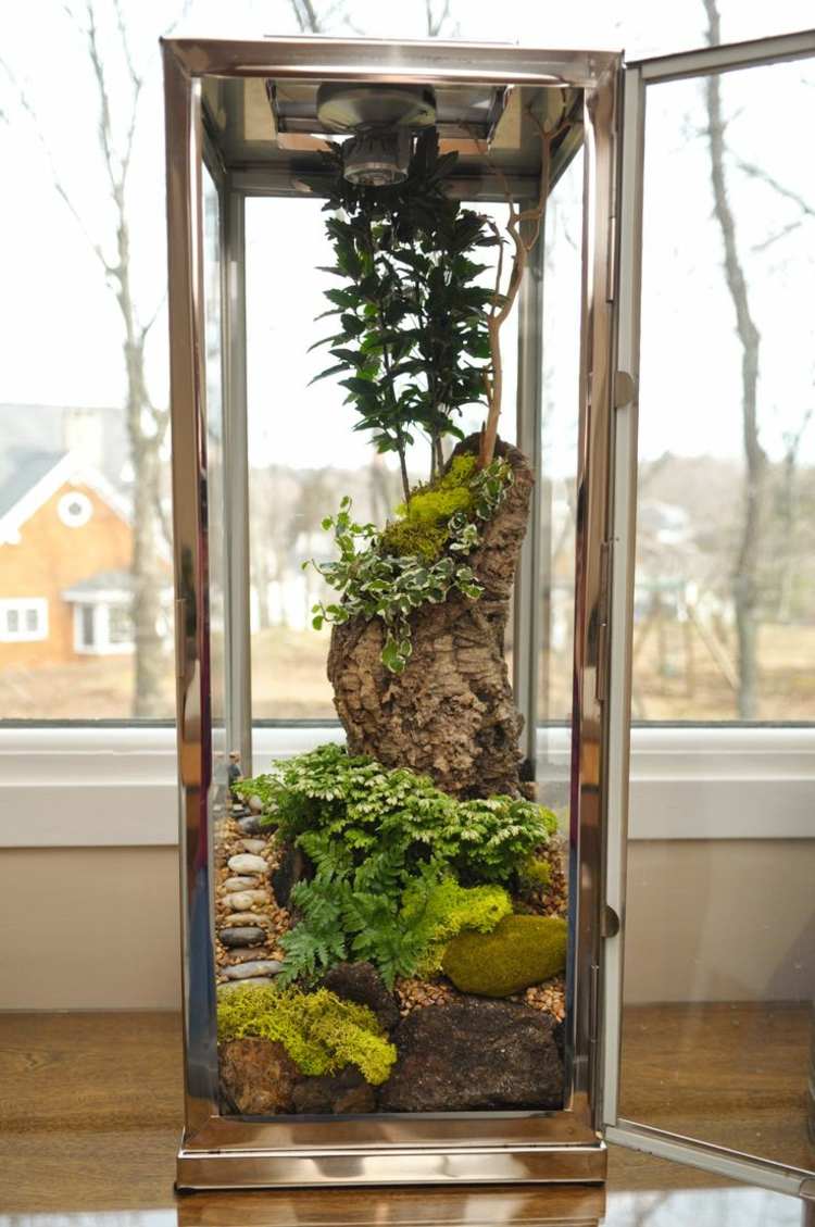 fönsterbrädans dekoration terrarium idé stenar moss design diy